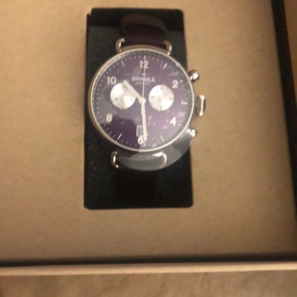 2 women’s Shinola watches. Brand new with tags - Picture 6 of 7